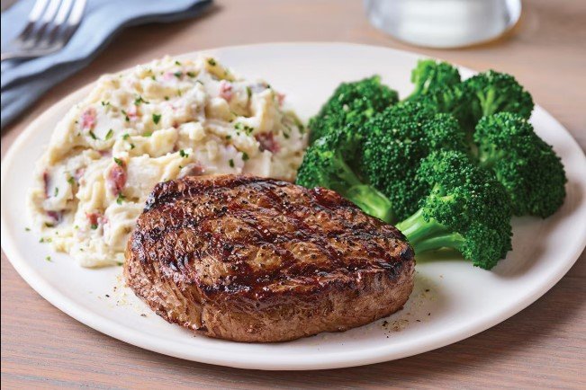 Applebee's 6 oz. Top Sirloin*