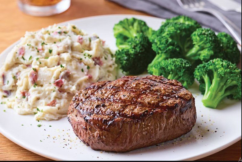 Applebee's 8 oz. Top Sirloin*